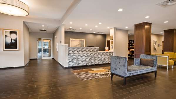  - Best Western Plus Boardman Inn & Suites Poland - I-680, Exit 11