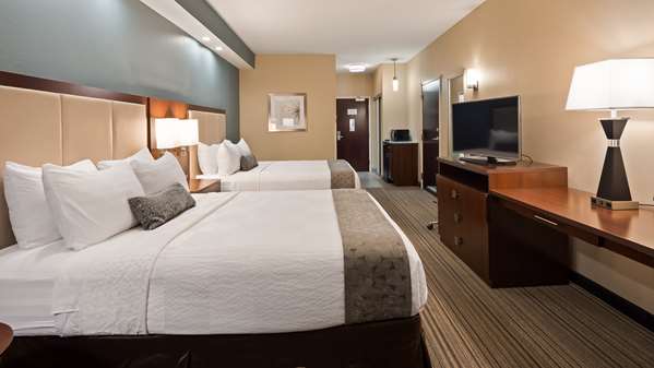  - Best Western Plus Boardman Inn & Suites Poland - I-680, Exit 11