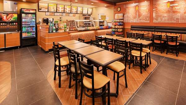 Restaurant - Best Western Airport Inn Tulsa - I-244, Exit 14