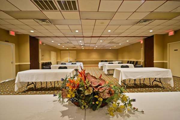  - Best Western Airport Inn Tulsa - I-244, Exit 14