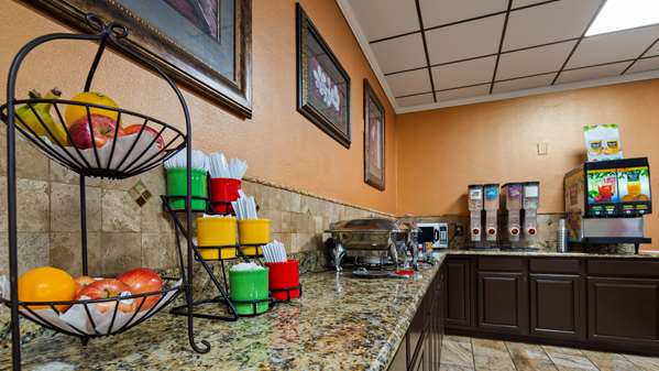Amenities - Best Western Airport Inn Tulsa - I-244, Exit 14