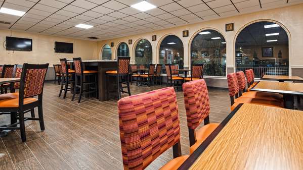 Amenities - Best Western Airport Inn Tulsa - I-244, Exit 14