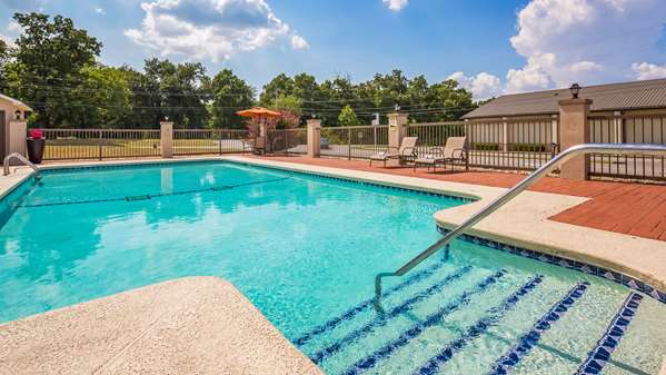 Pool - Best Western TimberRidge Inn Grove
