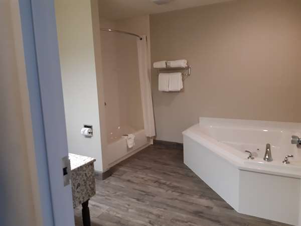  - Best Western TimberRidge Inn Grove