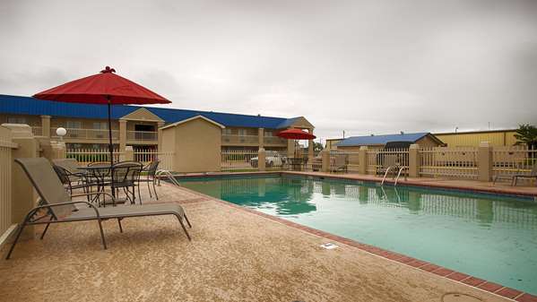 Pool - Best Western Inn of McAlester