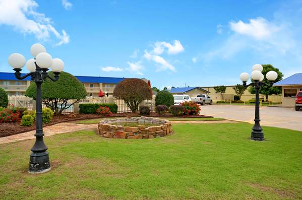 Exterior view - Best Western Inn of McAlester