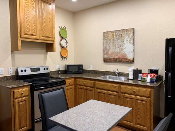 Suite - Best Western Plus Yukon Hotel - I-40, Exit 138A & 139B