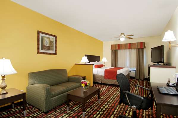 Suite - Best Western Greentree Inn & Suites Moore - I-35, Exit 118