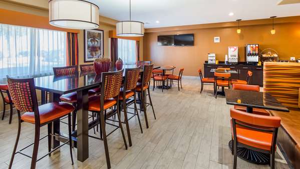 Amenities - Best Western Greentree Inn & Suites Moore - I-35, Exit 118