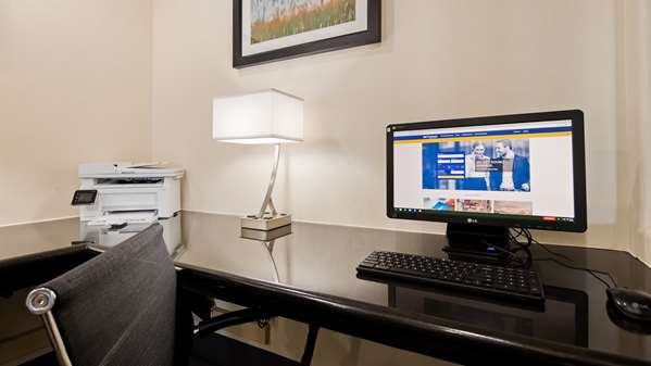 Conference Area - Best Western Plus Tulsa Inn & Suites - I-44, Exit 231