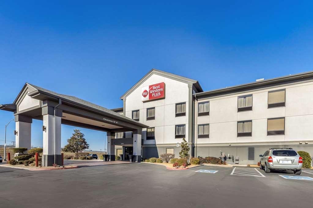 Best Western Plus Midwest City Inn Suite