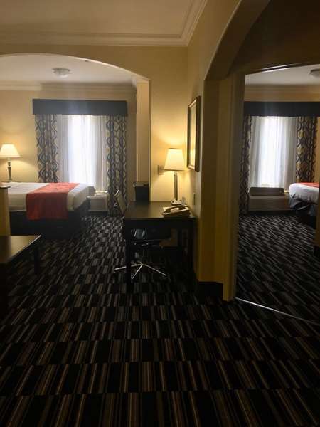 Suite - Best Western Plus Barsana Hotel Suites Oklahoma City - I-240, Exit 2A
