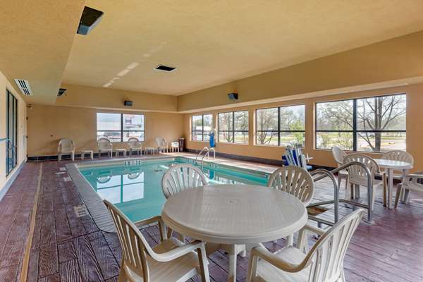 Pool - Best Western Seminole Inn & Suites