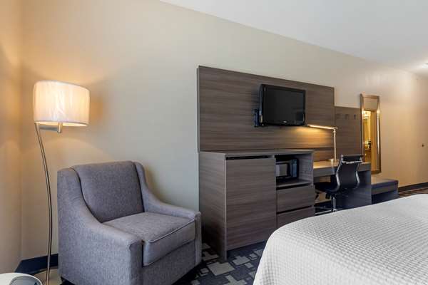  - Best Western Seminole Inn & Suites