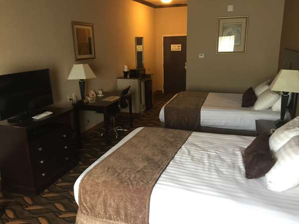 - Best Western Red River Inn & Suites - I-35, Exit 1