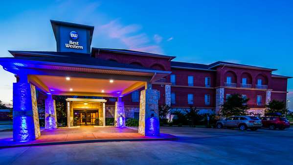 Exterior view - Best Western Red River Inn & Suites - I-35, Exit 1