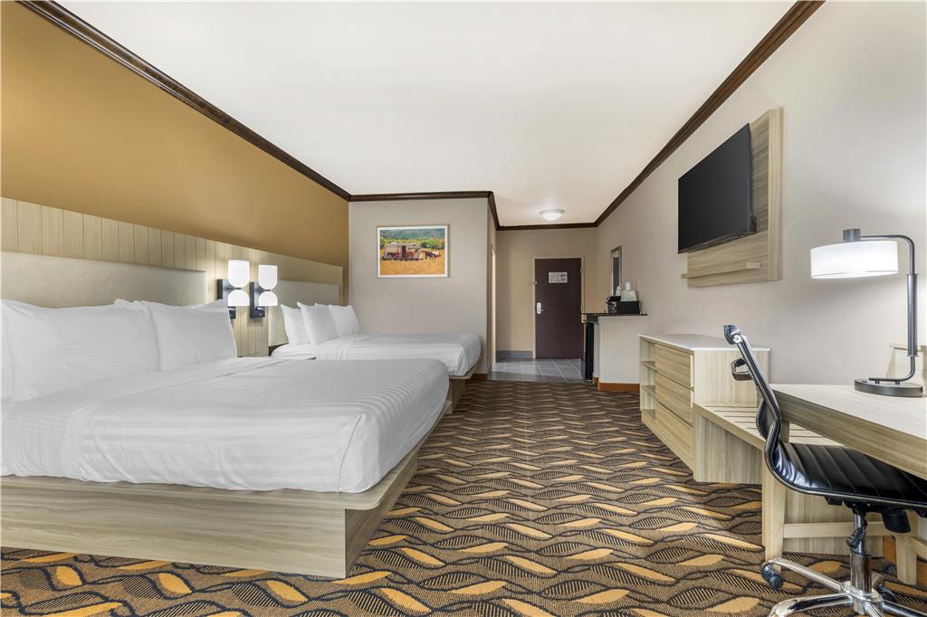 Best Western Red River Inn & Suites-guestroom-Guest Room,On-Site.jpg