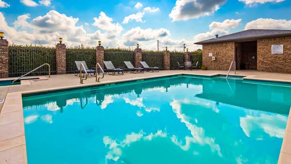 Pool - Best Western Plus Sand Bass Inn & Suites Madill