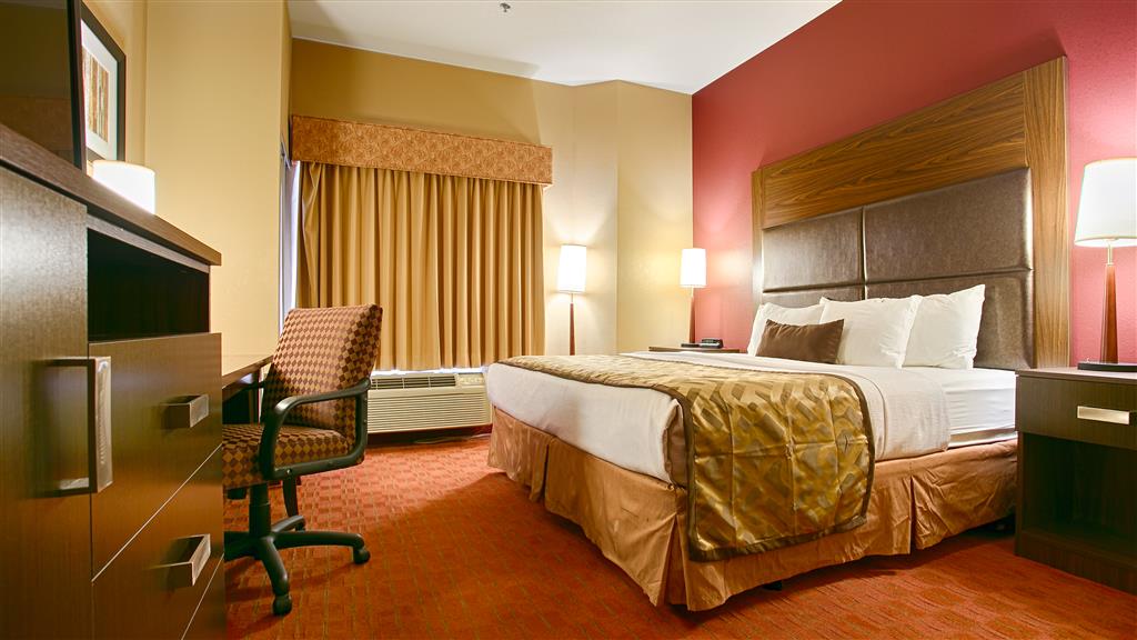 Best Western Plus Woodland Hills Hotel & Suites-guestroom-Guest Room,Indoor/Interior,On-Site.jpg