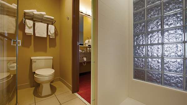  - Best Western Plus Woodland Hotel Tulsa
