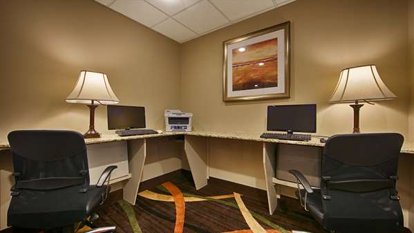 Conference Area - Best Western Plus Woodland Hotel Tulsa