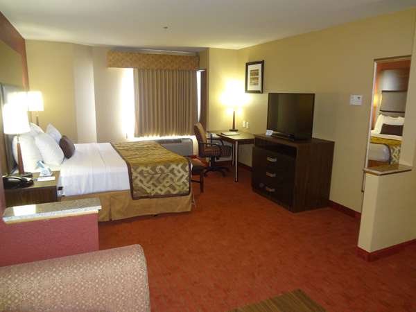  - Best Western Plus Woodland Hotel Tulsa