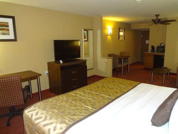 - Best Western Plus Woodland Hotel Tulsa
