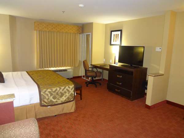  - Best Western Plus Woodland Hotel Tulsa