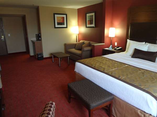  - Best Western Plus Woodland Hotel Tulsa