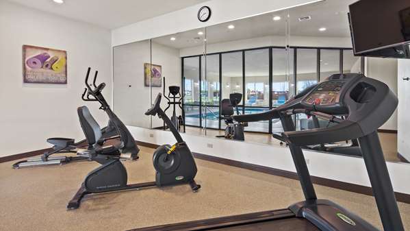 Fitness/ Exercise Room - Best Western Lindsay Inn & Suites