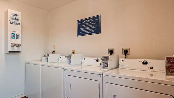  - Best Western Garden Villa Inn Roseburg - I-5, Exit 125