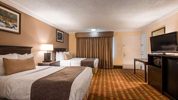  - Best Western Garden Villa Inn Roseburg - I-5, Exit 125