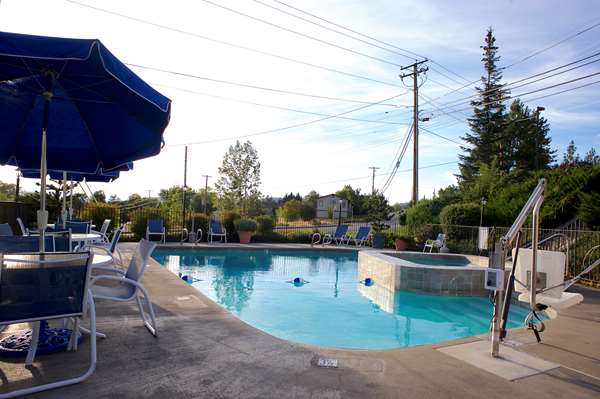 Pool - Best Western Grants Pass Inn - I-5, Exit 55