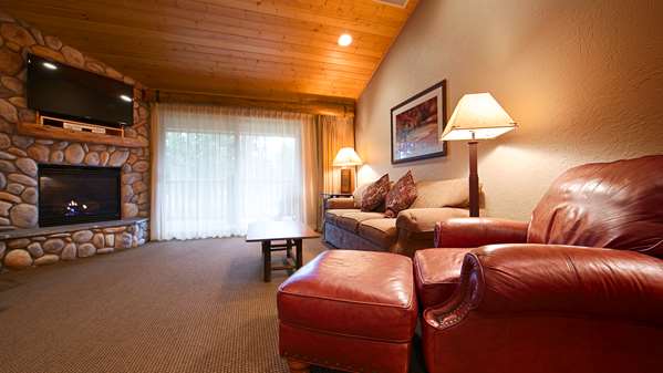 Suite - Best Western Ponderosa Lodge Sisters