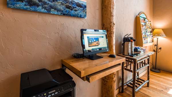 Conference Area - Best Western Ponderosa Lodge Sisters