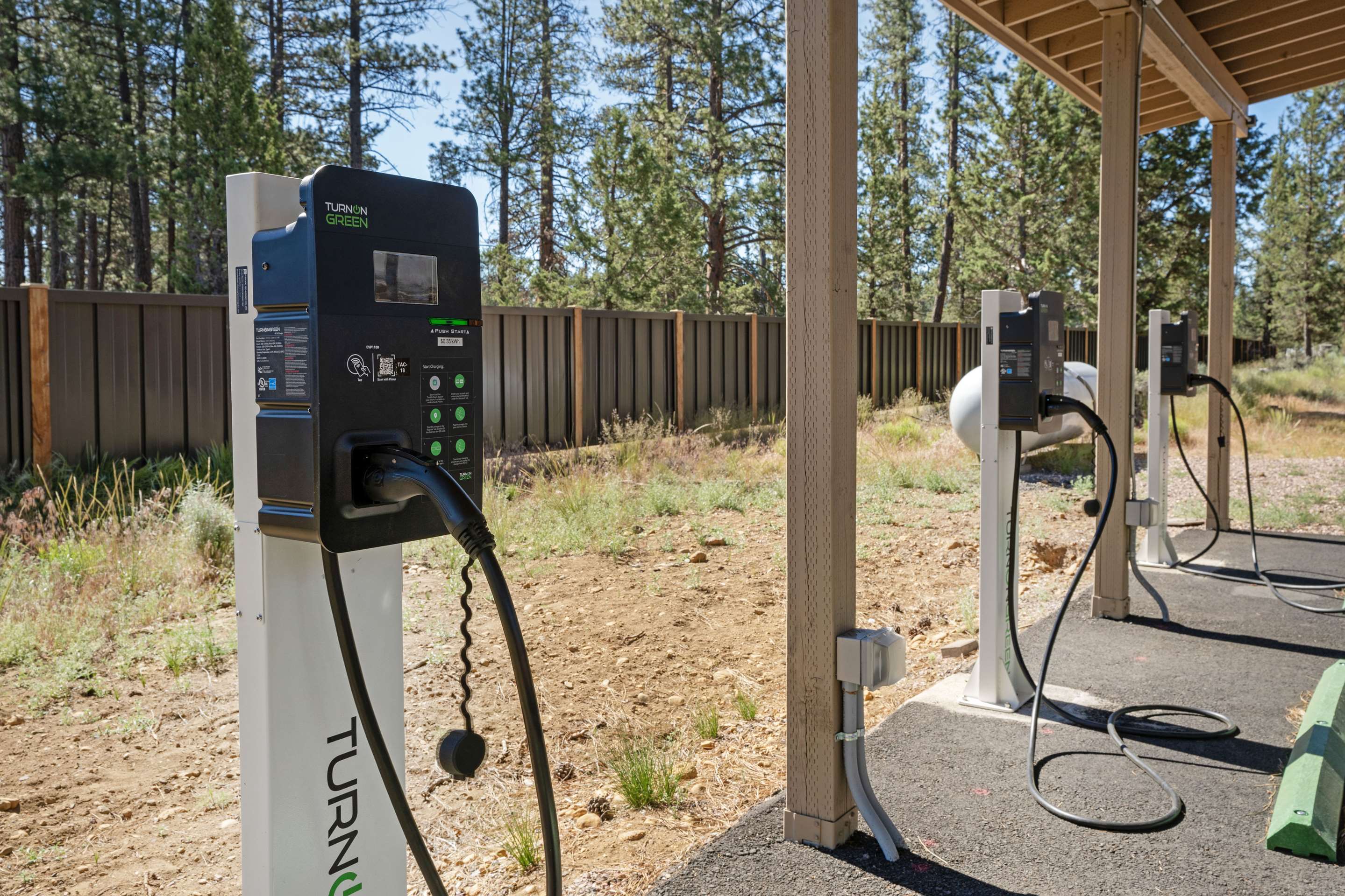 EV Chargers | Best Western Ponderosa Lodge
