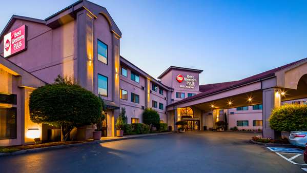 Exterior view - Best Western Plus Mill Creek Inn Salem - I-5, Exit 253