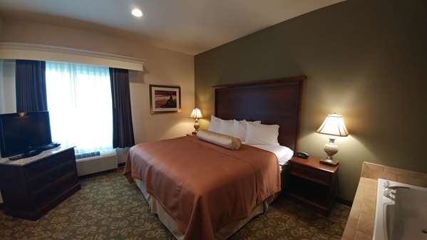  - Best Western Salbasgeon Inn & Suites Reedsport