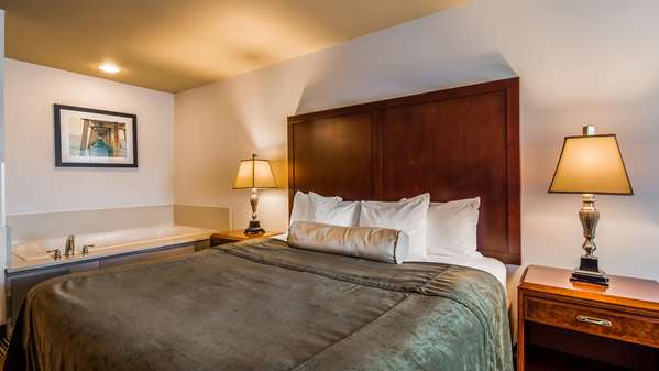  - Best Western Salbasgeon Inn & Suites Reedsport