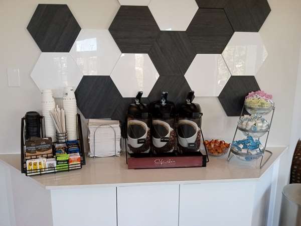 Amenities - Best Western Salbasgeon Inn & Suites Reedsport