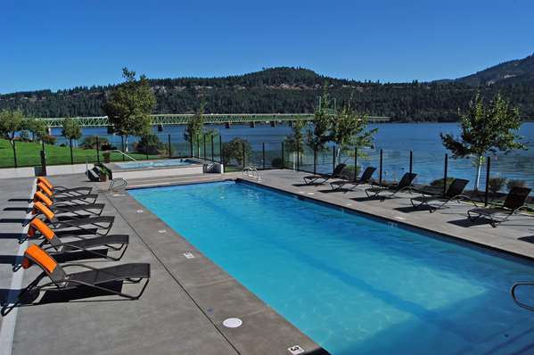 Pool - Best Western Plus Hood River Inn
