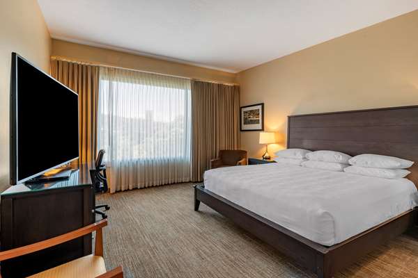  - Best Western Plus Hood River Inn