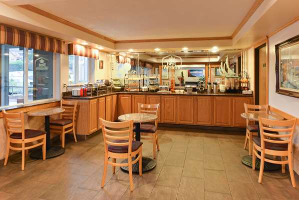 Restaurant - Best Western Plus Landmark Inn Lincoln City