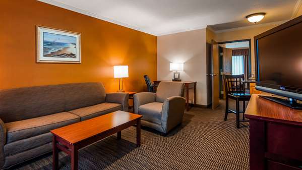 Suite - Best Western Plus Landmark Inn Lincoln City