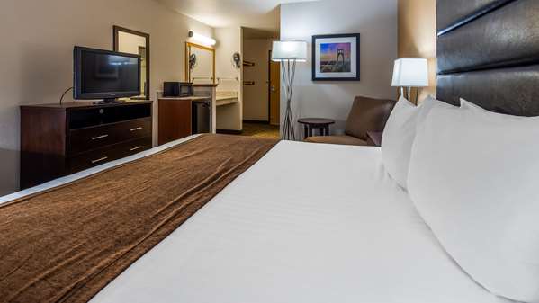  - Best Western Oak Meadows Inn St Helens