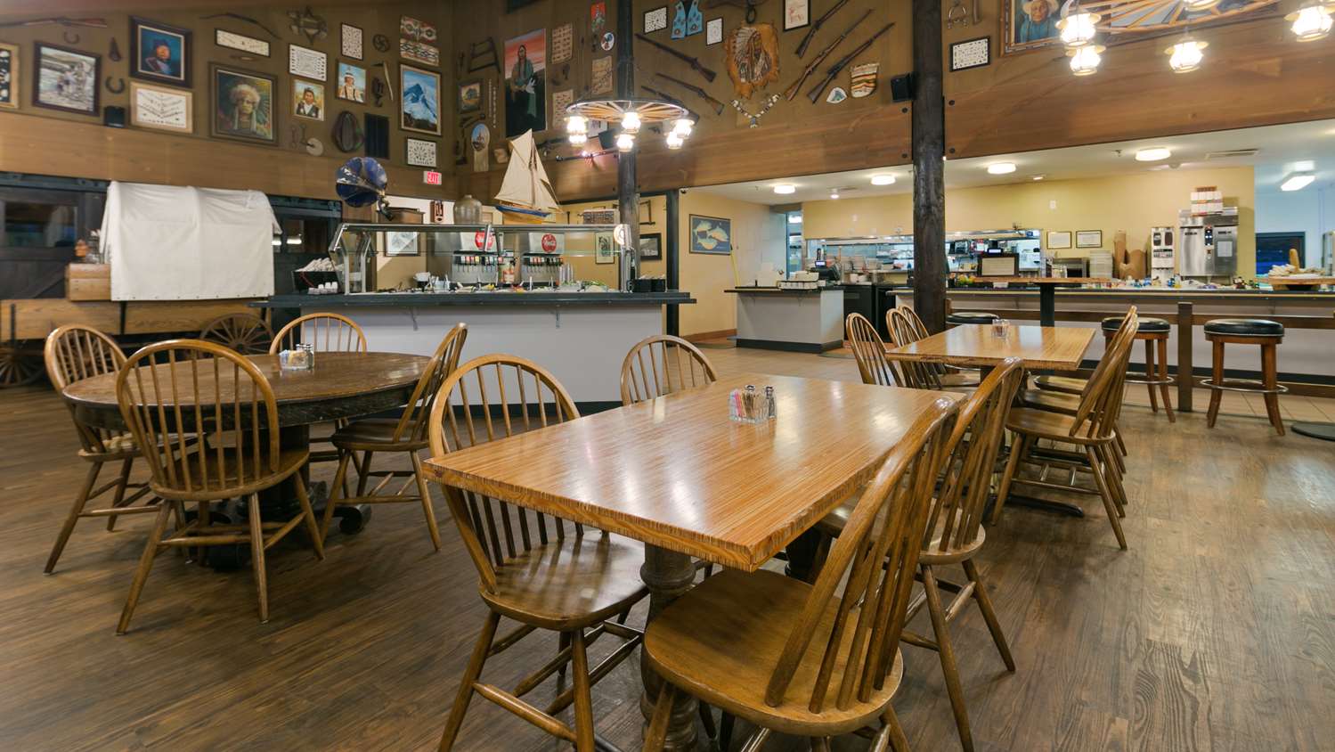 Best Western Plus Columbia River Inn Cascade Locks, OR See Discounts