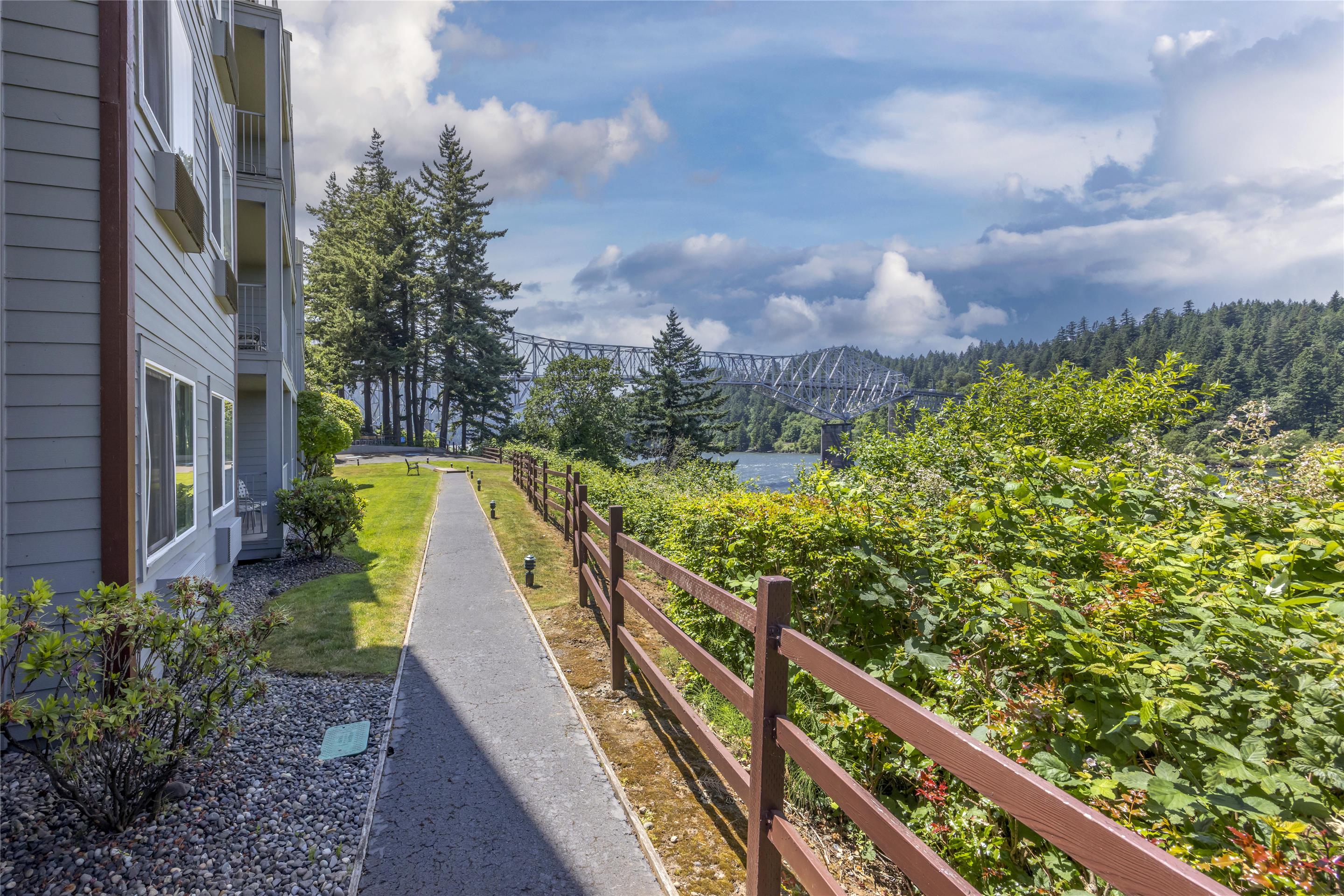 Exterior | Best Western Plus Columbia River Inn