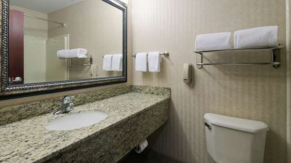  - Best Western University Inn & Suites Forest Grove