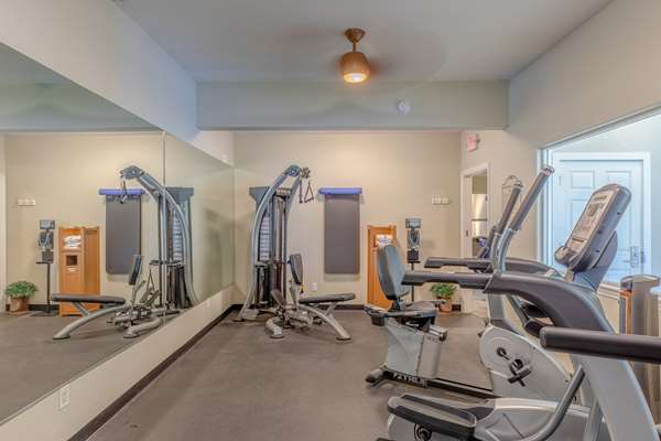 Fitness/ Exercise Room - Best Western Inn at Face Rock Bandon