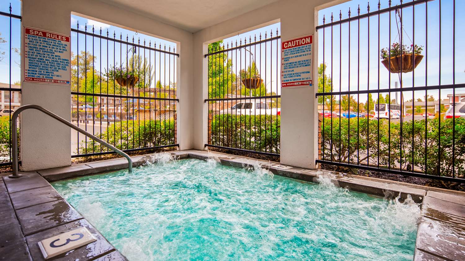 Best Western Horizon Inn Medford I5, Exit 27, OR See Discounts